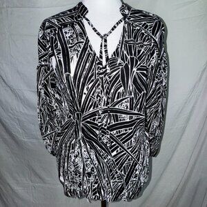 Manaola half-sleeve top